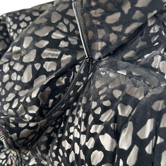 Diane von Furstenberg Metallic Animal Print Down Feather Puffer Jacket Coat Size - Picture 9 of 15